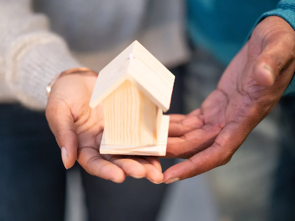 Who Pays the Mortgage on a House in a Trust? Untangling the Ownership Knot